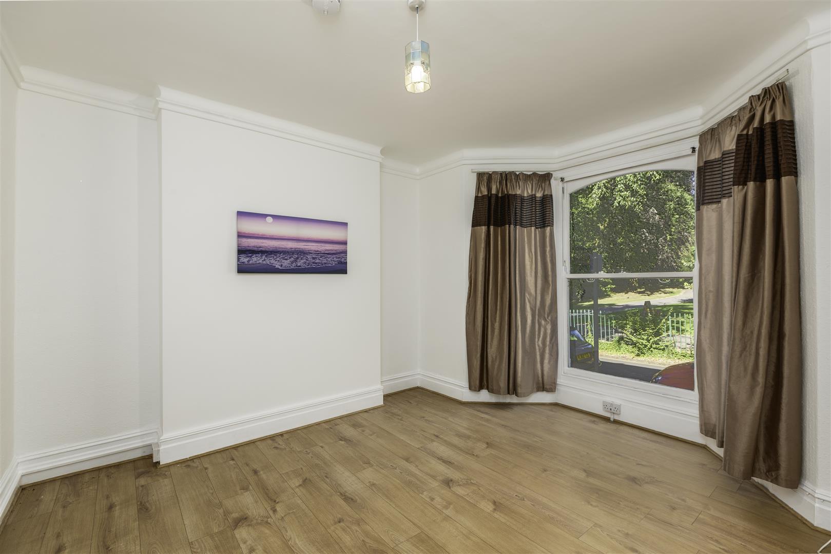 Oakwood Road, Brynmill, Swansea, SA2 0DN